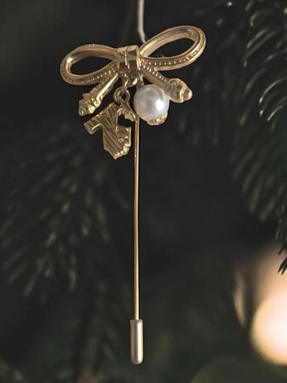 Salvatore Ferragamo vintage shoe bow and pearl pin brooch
